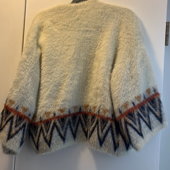 Anthropologie Fuzzy Printed Sweater with Oversized Sleeves - Picture 5 of 7